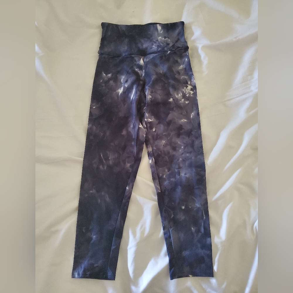 Black tie dye leggings